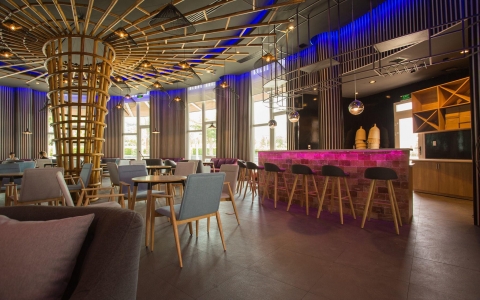 Oceanami Villas & Beach Club - Luxury Coffee Lounge